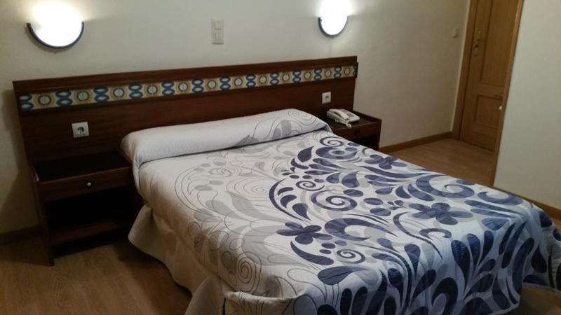 Hostal Felipe V Madrid Eksteriør bilde