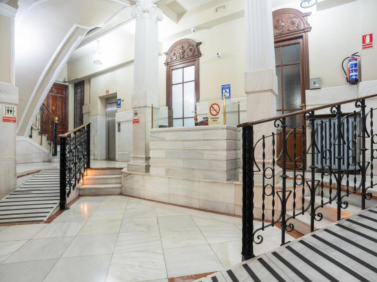 Hostal Felipe V Madrid Eksteriør bilde